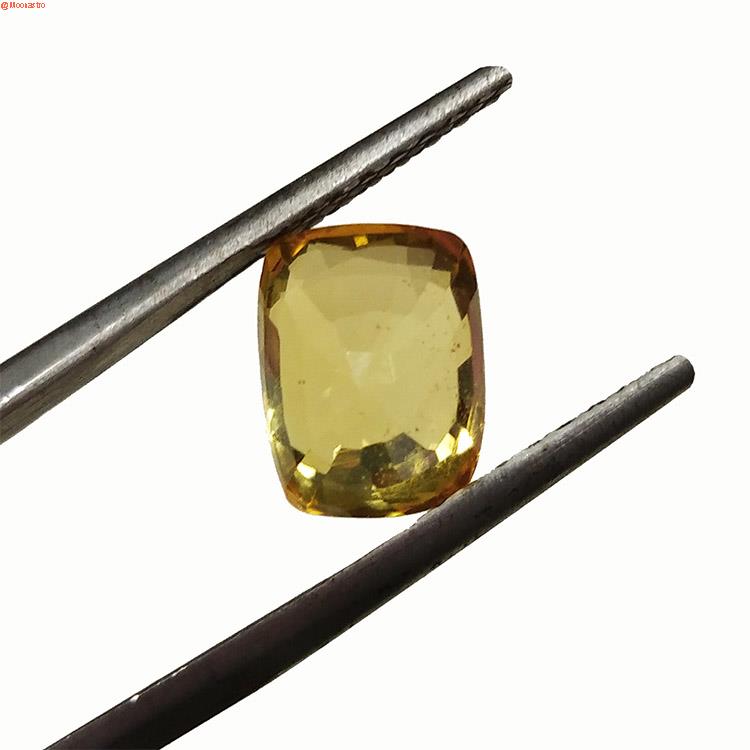 yellow sapphire – pukhraj (ceylonese) large size super premium